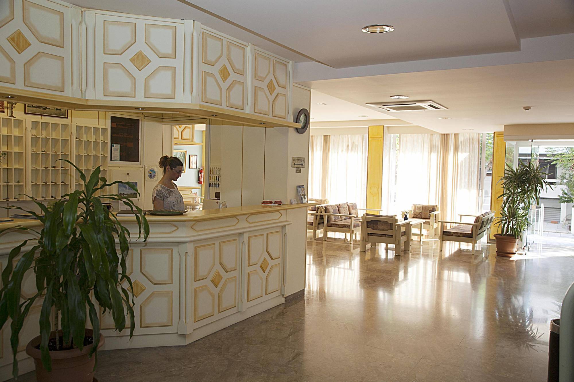 Theonia Hotel Kos Bagian luar foto